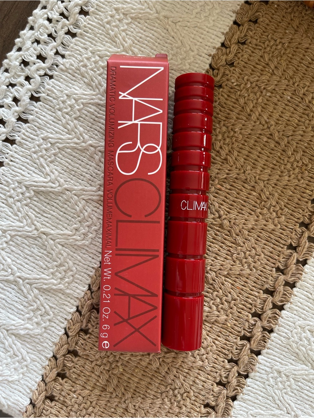 NARS Climax Volumizing Mascara - Glossy Red Tube